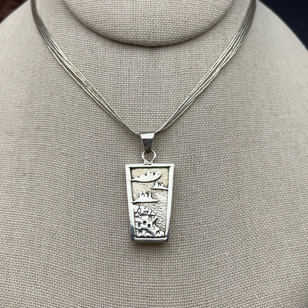Vintage Native Scenic Reversable Gemstone Inlay Pendant Liquid Silver Necklace - Picture 7 of 12